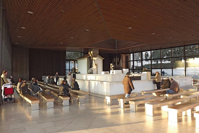 Lisbon: Fátima & The Shepherds Children Home Self-Guided Tour - Visiting the House of the Shepherd Children and the Angels Well
