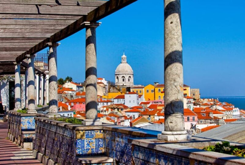 Lisbon: Food and Wine Tasting 4-Hours Tuk Tuk Tour - Discover the Chiado and Bairro Alto Districts