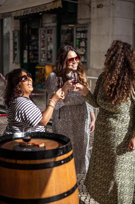 Lisbon: Food Tasting Tour by Tuk Tuk with 2 Stops - Key Points