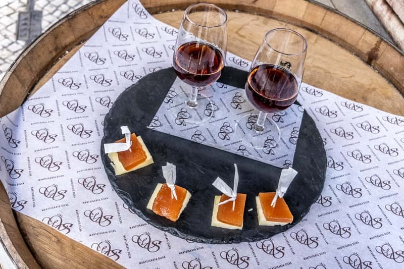 Lisbon: Food Tasting Tour by Tuk Tuk with 2 Stops - Scenic Drives and Photo Opportunities