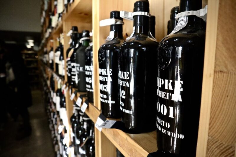 Lisbon Food Tour: 10+ Tastings of Local Delicacies & Wines - Indulge in Artisanal Cheeses, Sausages & Seasonal Fruits