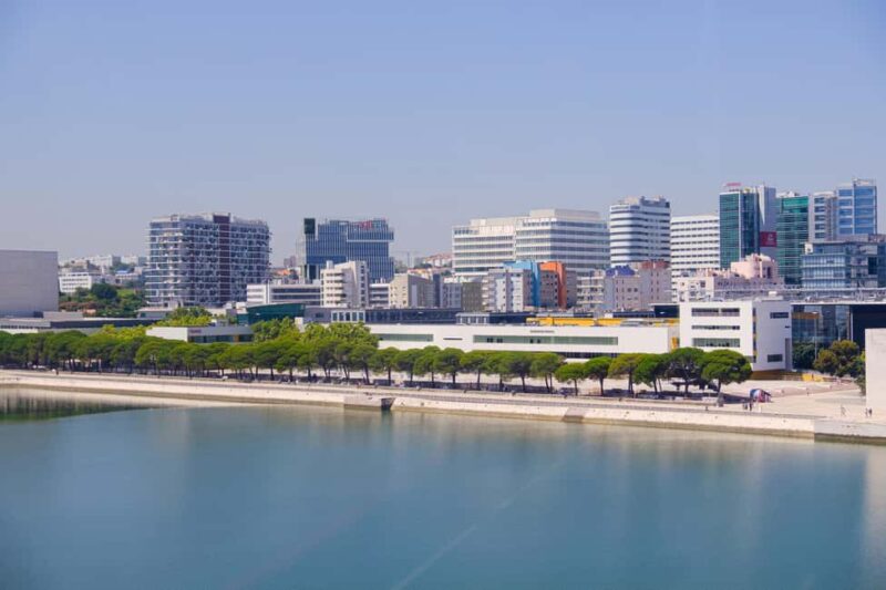 Lisbon Full Day Experience on comfortable minivan - Practical Tips and Important Details