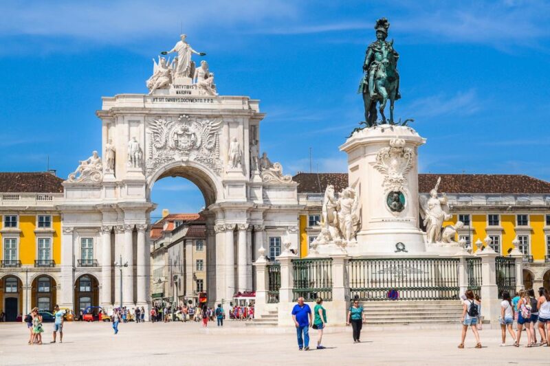 Lisbon: Full-Day Private Sightseeing Tour - Crossing the Tagus on the 25 de Abril Bridge to Belem