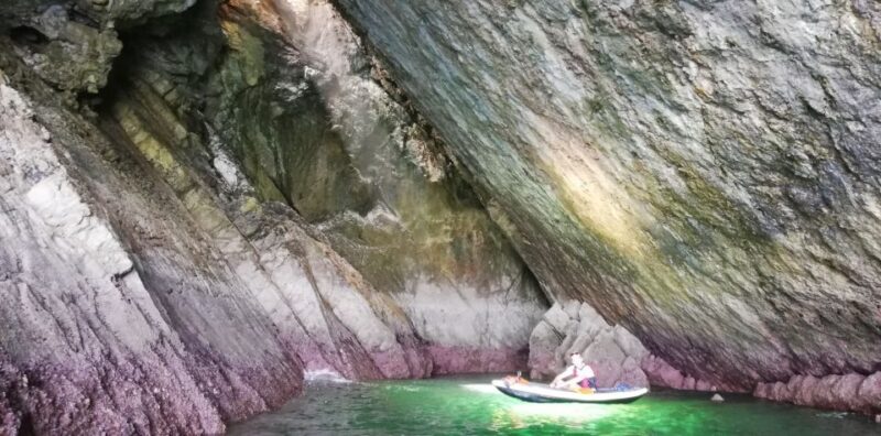 Lisbon: Full-Day Sesimbra Kayak Tour with Picnic - Relaxing and Playing on the Wild Beach