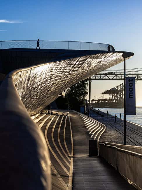 Lisbon: Guided Tour with Local Guide - Why This Tour Stands Out Among Lisbon Experiences