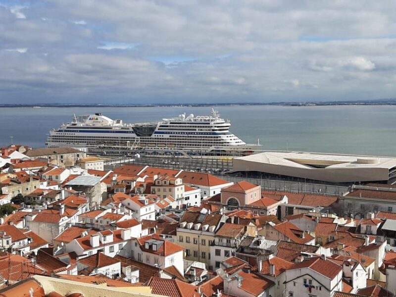 Lisbon: half day guided sightseeing tour by tuk tuk - Key Points