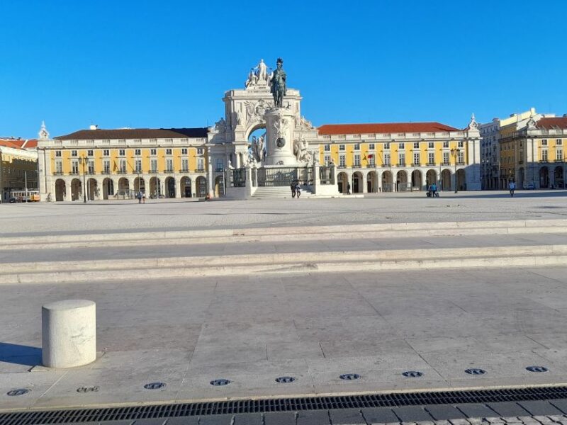 Lisbon: half day guided sightseeing tour by tuk tuk - Practical Details and Optional Extras