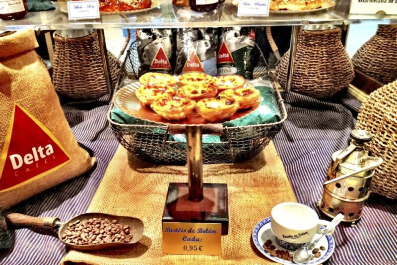 Lisbon: Half-Day Night Group Tour w/ Fado Dinner Show - Exploring Belém’s Historic Sights and Pastry Delights