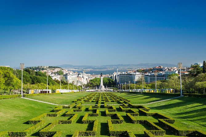 Lisbon Half-Day Private Tour in Premium Vehicle and Custom Stops - The Benefits of a Private Driver and Custom Stops