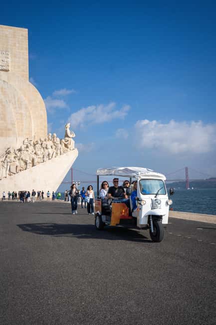 Lisbon Highlights: Private Tuk Tuk Sightseeing City Tour - Exploring Lisbon’s Grand Squares and Trendy Streets