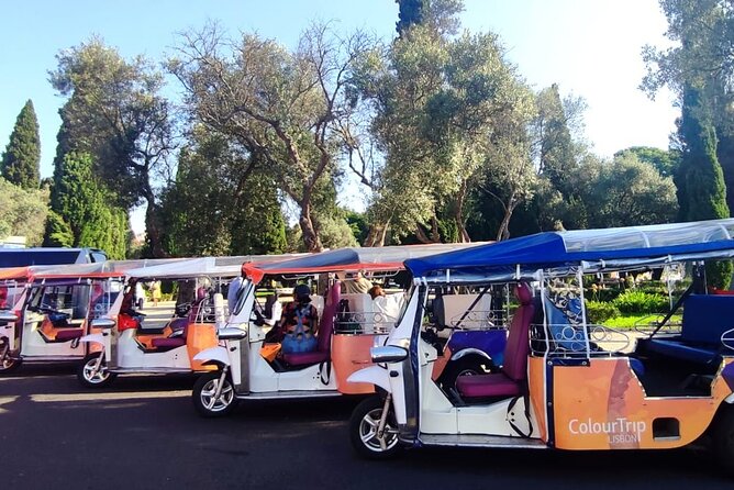 Lisbon Highlights: Private Tuk Tuk Tour Adventure Sightseeing - Exploring Lisbons Iconic Neighborhoods: Alfama and Praça do Comércio