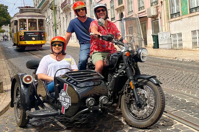 Lisbon: Historic Motorcycle Sidecar Tour - Arriving at Liberty Avenue and the Baixa District