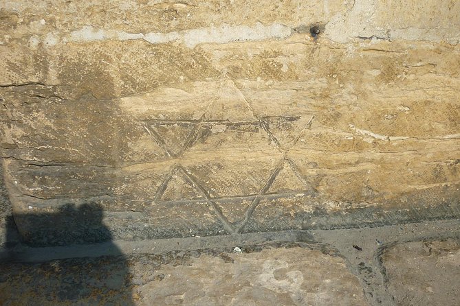 Lisbon Historical Jewish Private Tour with Transfer - The Guide’s Style and Expertise