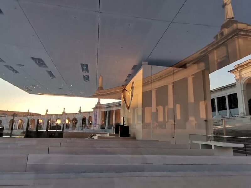 Lisbon: Holy Miracle Church Santarem & Fatima Private Tour - The Significance of the Church of the Most Holy Miracle in Santarem