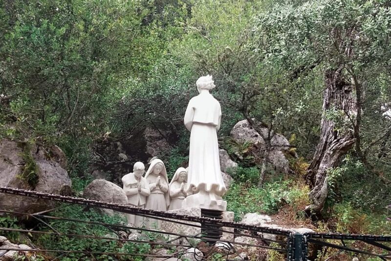 Lisbon: Holy Miracle Church Santarem & Fatima Private Tour - Who Will Appreciate This Tour Most?