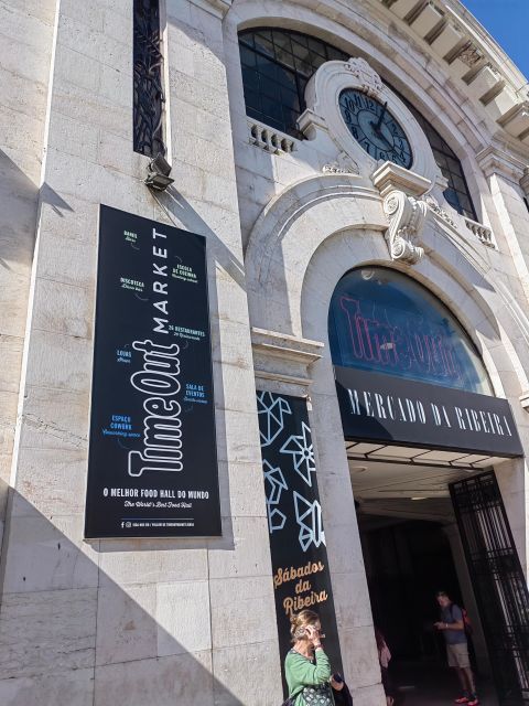 Lisbon: hop on hop off sightseeing Tuktuk tour - Sampling Lisbon’s Food Scene at Mercado da Ribeira