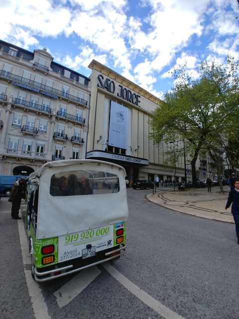 Lisbon Iconic Highlights in 2H00 : Private Tuk-Tuk Tour - Frequently Asked Questions