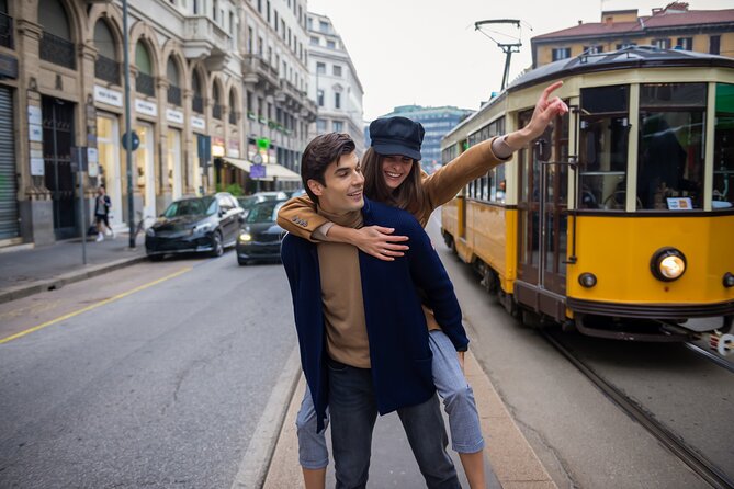 Lisbon Instagram Hotspots Photo Tour - Starting at Bica Funicular for Yellow Tram Photos