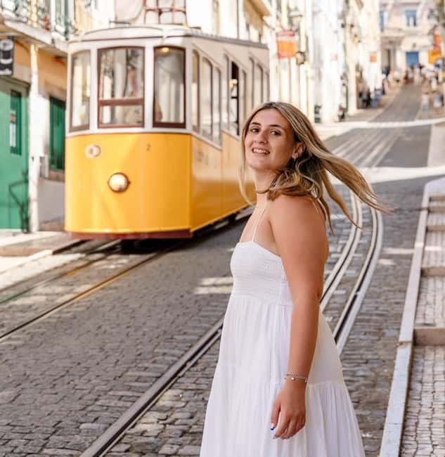 Lisbon: Instagram Hotspots Photoshoot - The Photographers and Their Approach