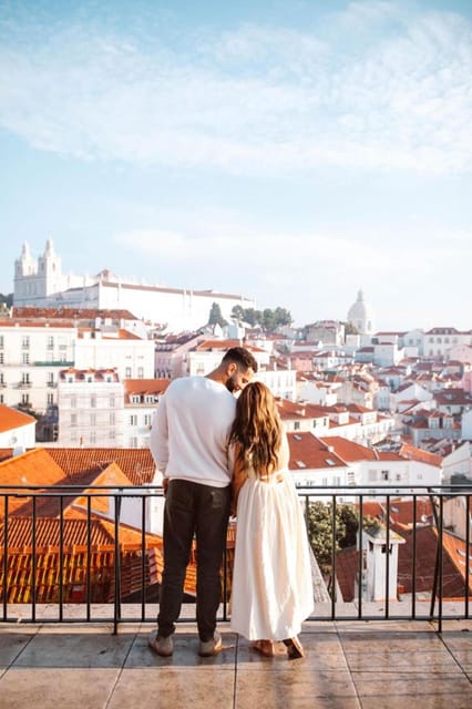 Lisbon Instagram tour with a private photographer - Key Points