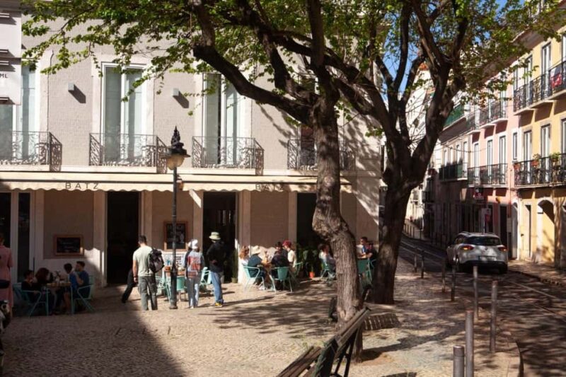 Lisbon Kaleidoscope : Electric Tuk Tuk | Professional Guide - Discovering the Charm of Príncipe Real and Libations Hotspots