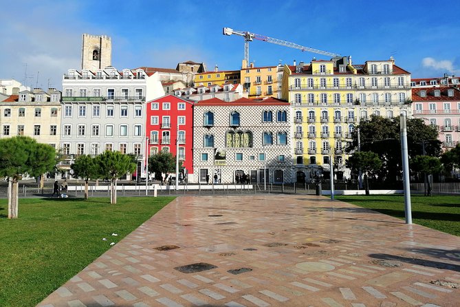 Lisbon Layover - Tasting Portugal’s Famous Custard Tarts at Pastéis de Belem