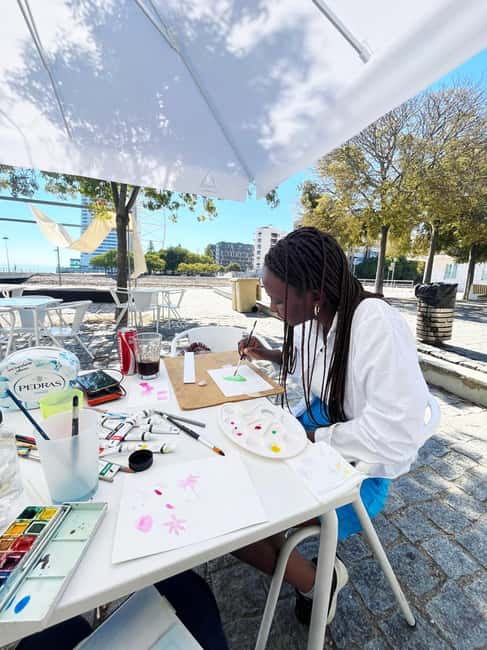 Lisbon: Layover Sketching or Watercolor Tour - Art Materials and Creative Activities