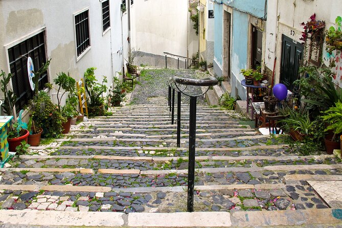 Lisbon Like a Local Private Tour - Avoid the Tourist Route - Coffee Break at Miradouro da Graça
