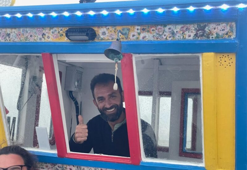 Lisbon: Live Guided Traditional Boat Sightseeing Cruise Tour - The Passionate Crew and Authentic Atmosphere