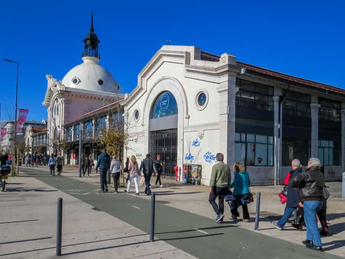 Lisbon: Mercado da Ribeira Tour and Cooking Class - Cooking Traditional and Modern Portuguese Dishes