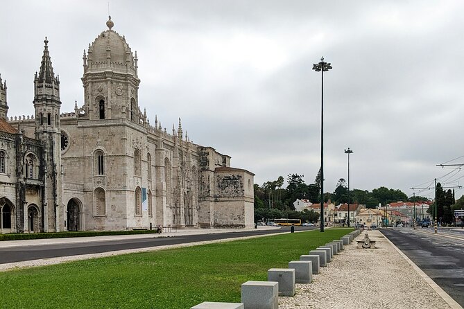 Lisbon: Must see the best place in lisbon city - Enjoy Lisbon’s Food Scene at Time Out Market