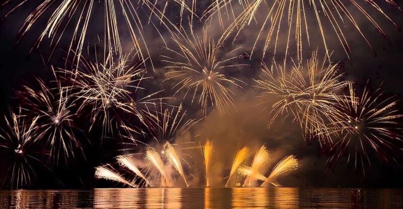 Lisbon: New Years Eve Fireworks Tagus River Sailing Cruise - Scenic Stops Along the Tagus River