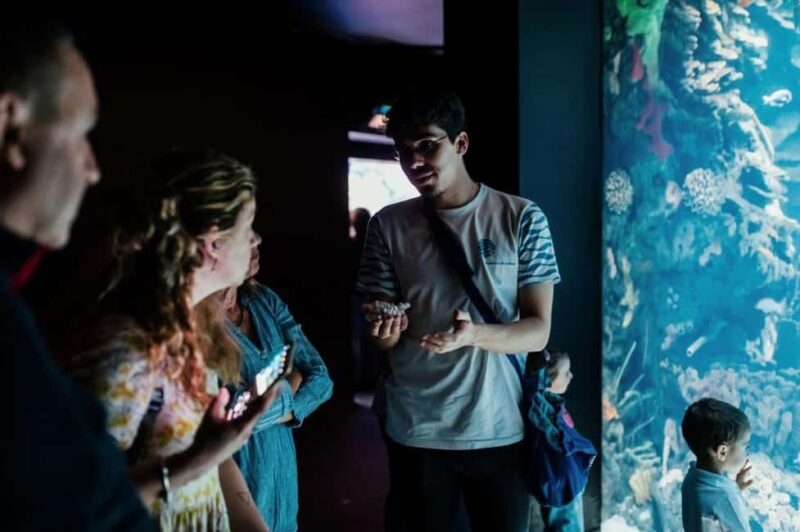 Lisbon: Oceanário de Lisboa Guided Tour & Behind the Scenes - Behind-the-Scenes Access: Discovering the Aquarium’s Hidden Operations