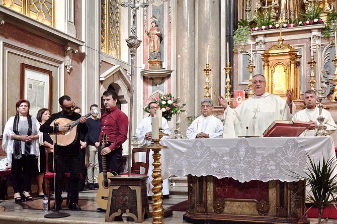 Lisbon Off The Beaten Track and Main Sights Private Walking Tour - Visit the Church of St. Anthony and Its Crypt