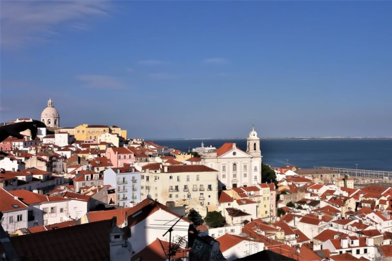 Lisbon: Old Town Private Walking Tour - Key Points
