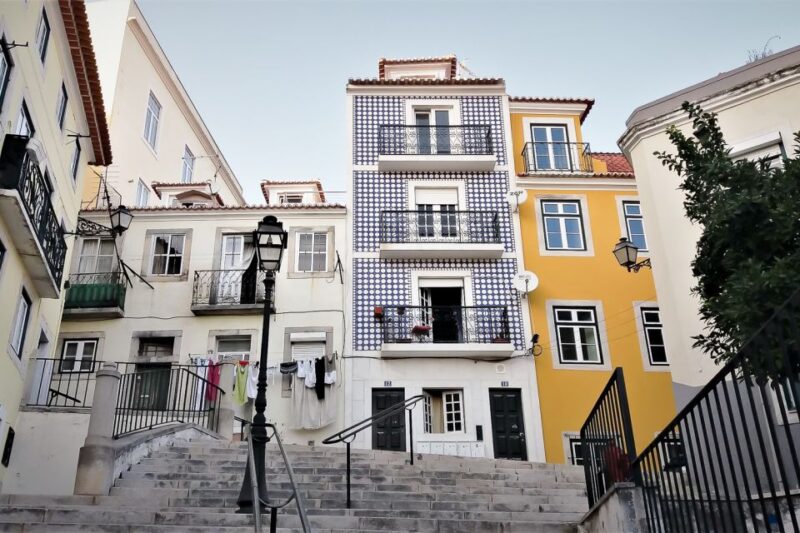 Lisbon: Old Town Private Walking Tour - Scenic Lookouts and Local Flavors