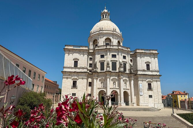 Lisbon Old Town Tuk Tuk Experience - Miradouro Das Portas Do Sol: Highest Alfama Viewpoint
