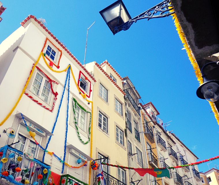 Lisbon: Old Town Walking Tour - Navigating Lisbon’s Moorish Streets and Hidden Alleys