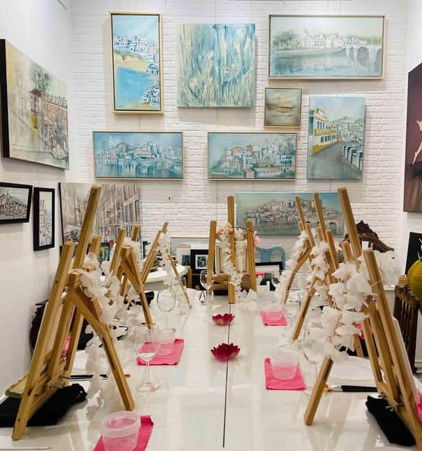 Lisbon: Painting Class in an Art Gallery - Why This Painting Class Stands Out in Lisbon