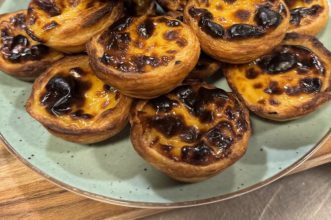 Lisbon Pastel de Nata Pastry Class - The Cozy Atmosphere and Small Group Size
