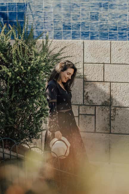 Lisbon photo shoot with highlight video - A Fun, Light Approach to Photography in Lisbon