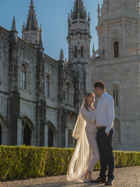 Lisbon Photoshoot: Capture Your Adventure - What’s Included and What’s Not
