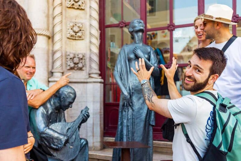 Lisbon: Politically Incorrect Comedy Tour - Starting Point: Miradouro de São Pedro de Alcântara