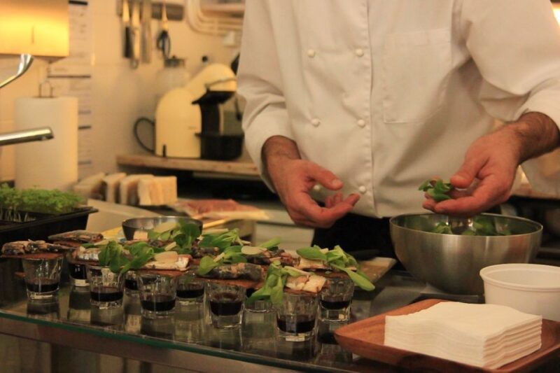 Lisbon: Portuguese Petiscos Tasting Tour by E-Bike - Key Points