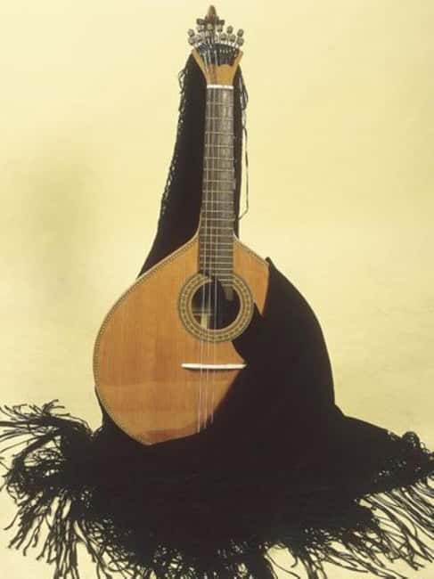 Lisbon  Portuguese Soul on Stage: Fado and Writing with Tickets - The Literary Atmosphere of Chiado and Its Historic Bookshops