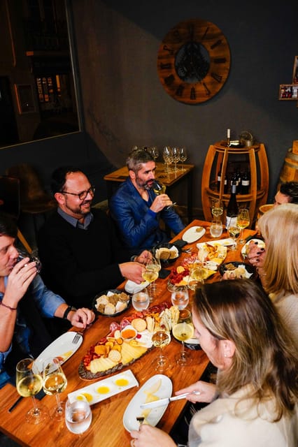 Lisbon: Premium Wine and Tapas Tasting Session - Discover the Exclusive World of Portuguese Wines in Lisbon