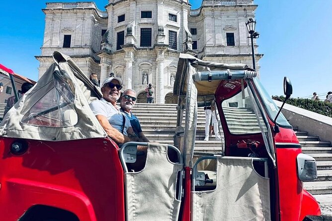 Lisbon Private 3 hours tour - Discover Lisbon’s Vibrant Districts and Hidden Gems