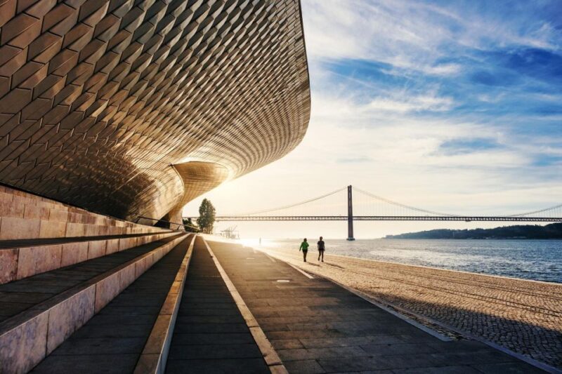 Lisbon: Private Architecture Tour with a Local Expert - Key Points