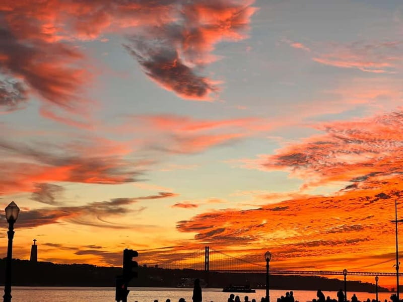 Lisbon: Private Belem Tour by Tuk-Tuk - Sampling the Famous Pastéis de Belém