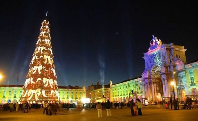 Lisbon: Private Christmas Lights Tour by Tuk-Tuk - Discover Lisbons Enchanting Christmas Lights by Private Tuk-Tuk
